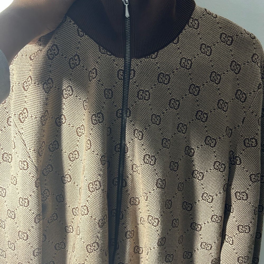 Monogram Gucci sweater - Picture 2 of 6